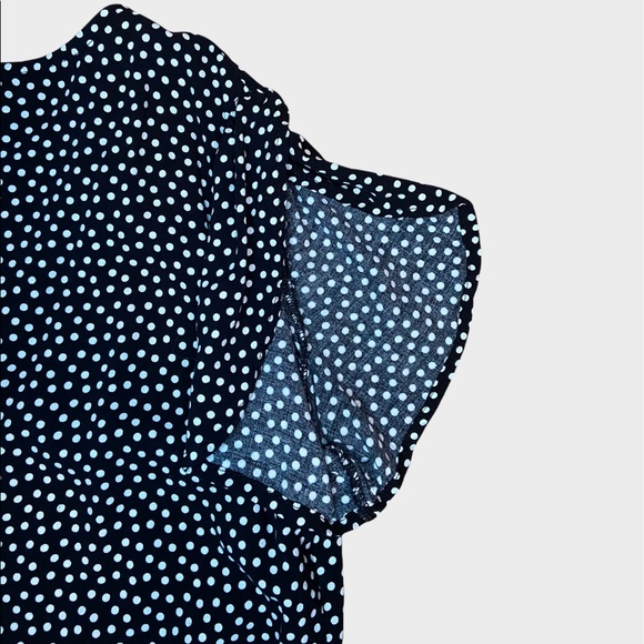 Tulip Sleeve Wrap Top - Picture 7 of 8